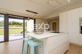 Chalet en venta en Bernueces en Gijón
