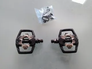 Pedales Shimano PD-ME700