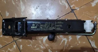 Rueda de repuesto y gato, Seat Ibiza 2004