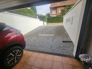 Piso en venta en Cascajos - Piqueras en Logroño