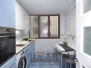 Piso en venta en Ametzola en Bilbao