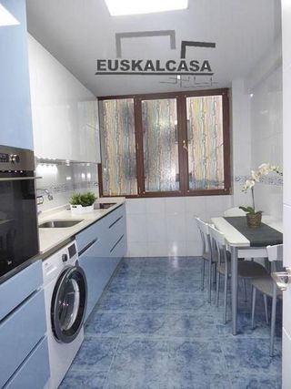 Piso en venta en Ametzola en Bilbao