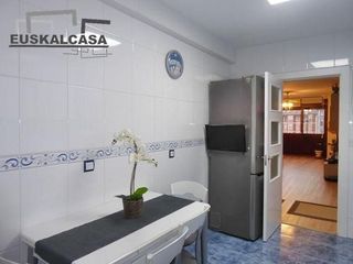 Piso en venta en Ametzola en Bilbao