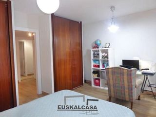 Piso en venta en Ametzola en Bilbao