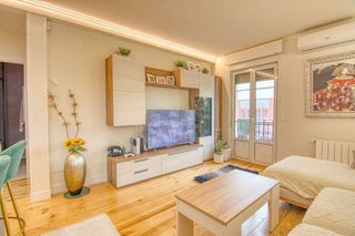 Piso en venta en General Dávila en Santander