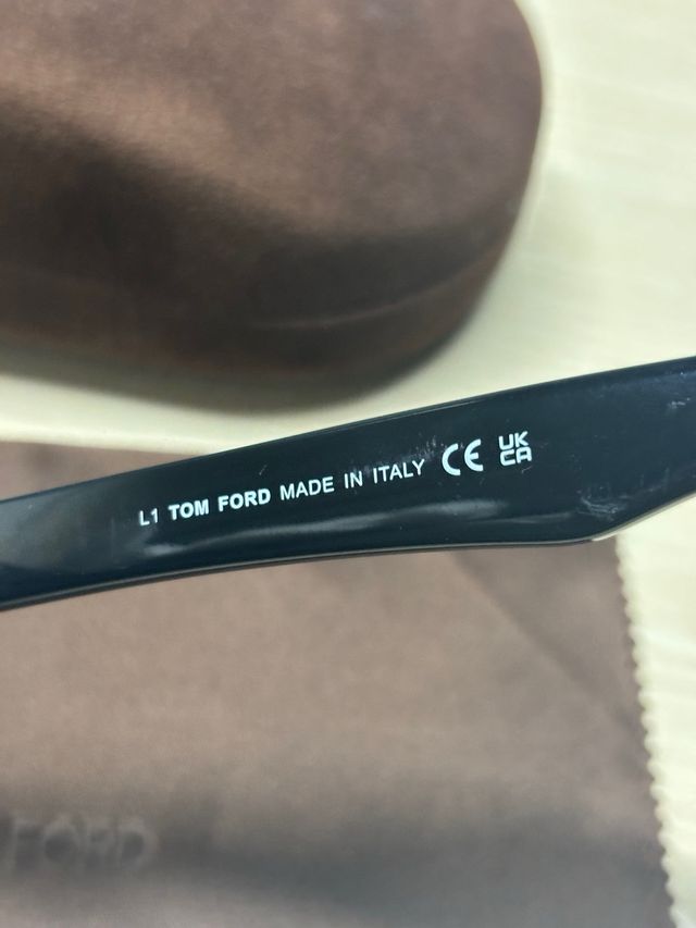 Gafas de sol Tom Ford pasta negra unisex