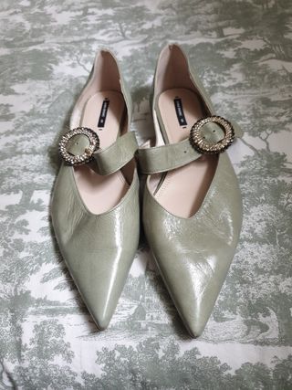 Zapatos Zara piel verde joya talla 41