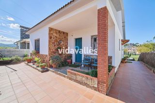 Chalet en venta en Llinars del Valles