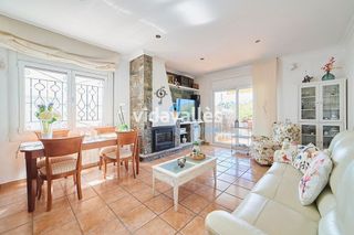 Chalet en venta en Llinars del Valles