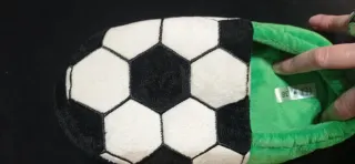 Zapatillas de casa balón fútbol