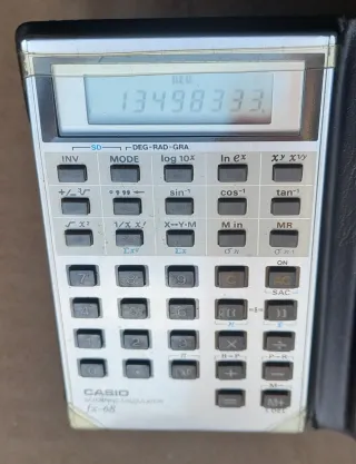 Calculadora Científica Casio fx-68 Vintage