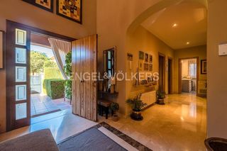 Chalet en venta en Zona Universitaria  en Bormujos