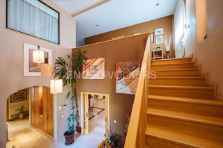 Chalet en venta en Zona Universitaria  en Bormujos
