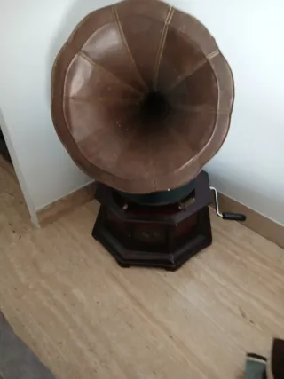 Gramola con disco funciona