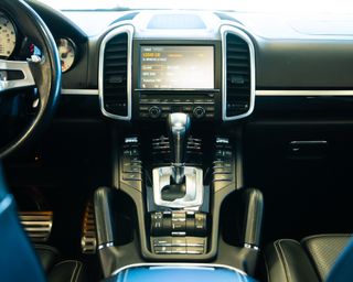 Porsche Cayenne 2011