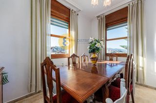 Chalet en venta en Lavadores en Vigo