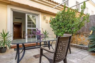 Casa adosada en venta en Montequinto en Dos Hermanas