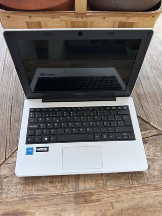 Portátil Medion Classmate PC Pro E11201