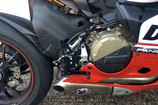 Estriberas retrasadas DUCATI PANIGALE 899 1199 S R