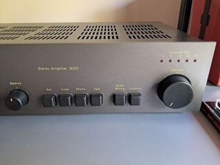 Amplificador NAD 3020 Series 20