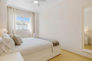 Piso en venta en Nueva Andalucía centro en Marbella
