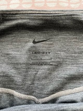 Mallas Nike grises