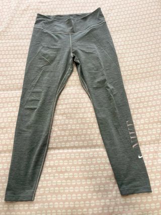 Mallas Nike grises