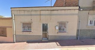 Casa adosada en venta en Alcarràs