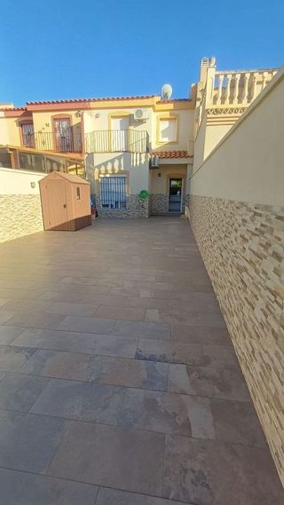 Casa adosada en venta en Noreste-Granja en Jerez de la Frontera