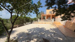 Chalet en venta en Onda