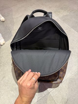 Mochila Louis Vuitton Monogram Marrón Negra