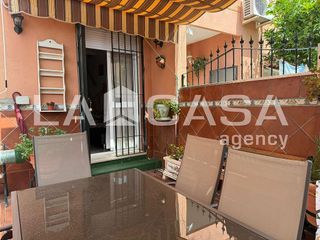 Casa adosada en venta en Montequinto en Dos Hermanas