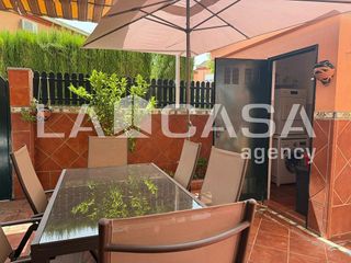 Casa adosada en venta en Montequinto en Dos Hermanas