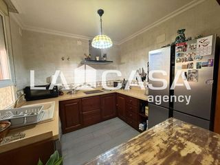 Casa adosada en venta en Montequinto en Dos Hermanas