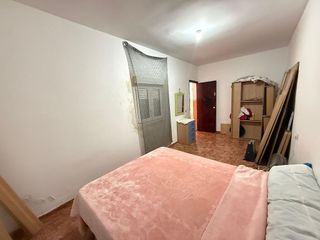 Casa adosada en venta en Carolina (La)