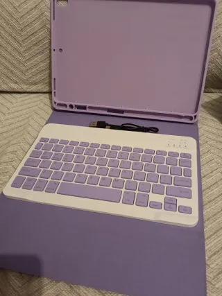 Funda y teclado para iPad nuevo