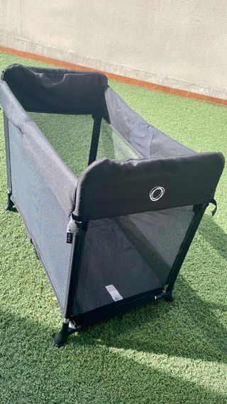 Cuna de viaje Bugaboo negra
