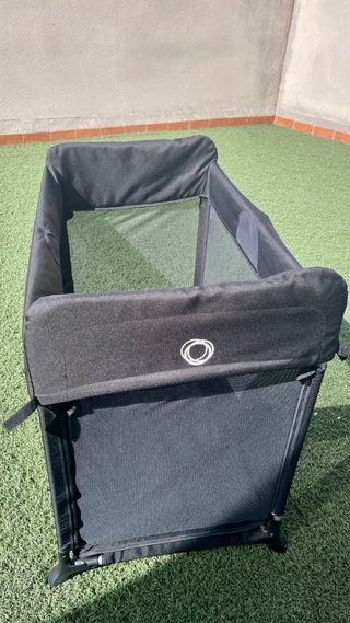 Cuna de viaje Bugaboo negra