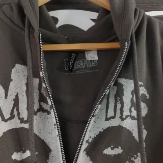 Sudadera H&M Misfits.