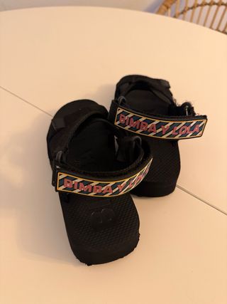 Chanclas Bimba y Lola Negras