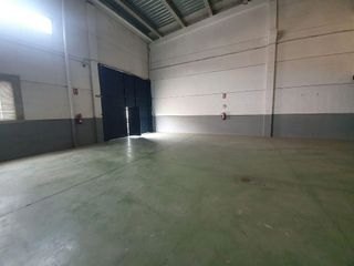 Nave industrial en alquiler en La Paz en Alcalá de Guadaira