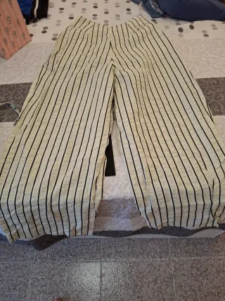 Pantalón de mujer rayas beige y negro anchos
