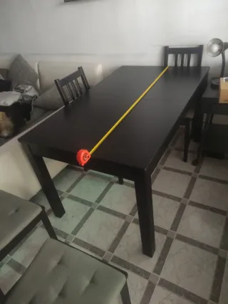 Mesa de comedor extensible negra