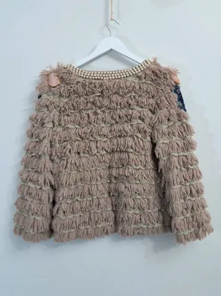 Chaqueta Mia Donna con detalles hechos a mano