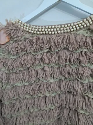 Chaqueta Mia Donna con detalles hechos a mano