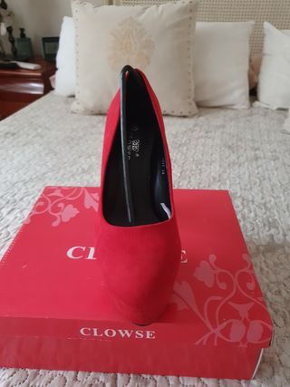 Zapato de tacón plataforma rojo