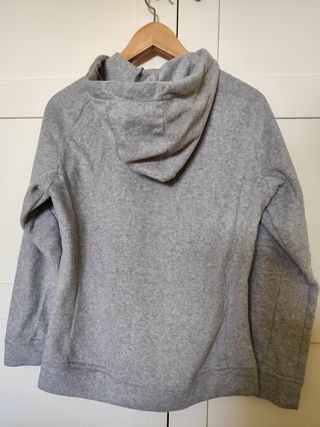 Forro polar Quechua mujer talla M con capucha.