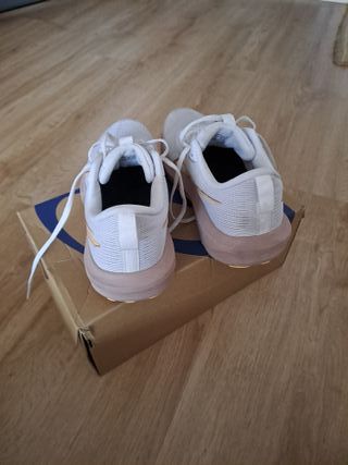 Zapatillas Asics GT-1000 14 Mujer Nuevas