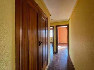 Piso en venta en Plaza España - Villa Pilar - Reyes Católicos - Vadillos en Burgos