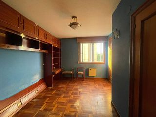 Piso en venta en Plaza España - Villa Pilar - Reyes Católicos - Vadillos en Burgos